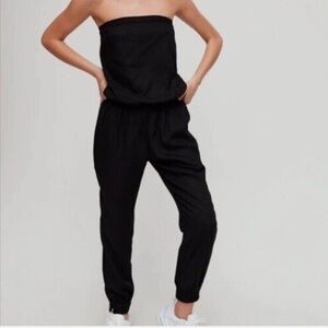Aritzia Sunday Best Tabata Jumper Jumpsuit Strapless in black Small